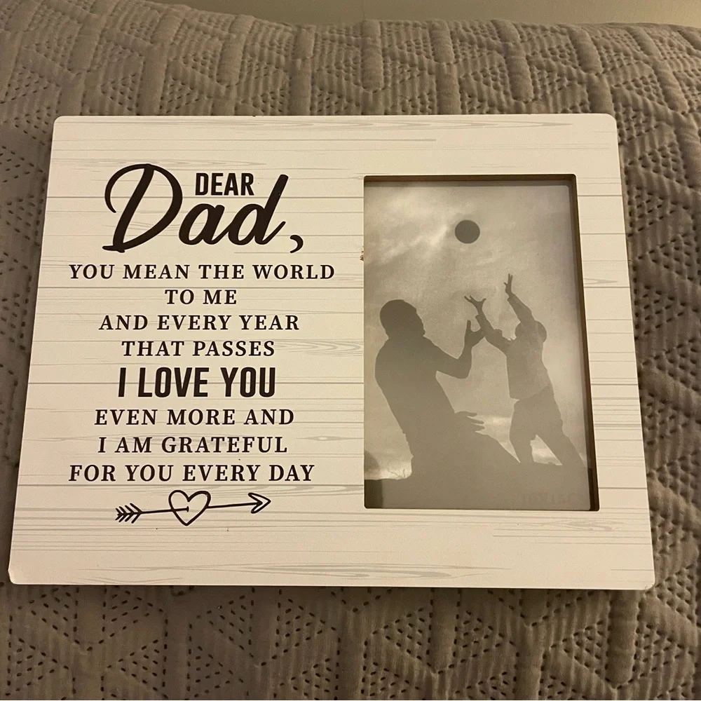 Dear Dad Grey Sentiment 4 x 6 Photo Frame